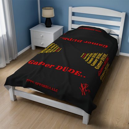 Hey guys another Bold Gamer Style Blanket from the "TPPG-Apparels" Brand Presents one of it's koolest designs on this Black Velveteen Plush Blanket